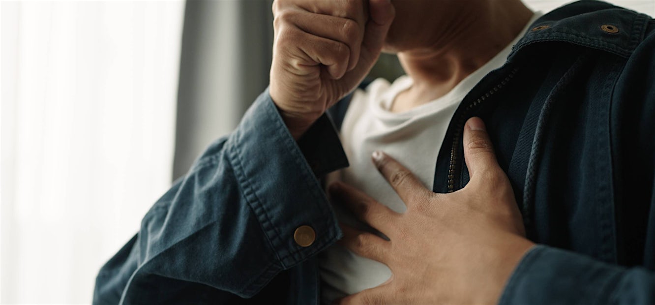 When to Visit an Urgent Care Clinic for a Chest Cold | Bronchitis ...